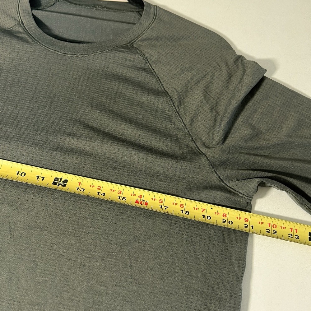 Lululemon Metal Vent Tech Short Sleeve Shirt Mens Charcoal Gray Training Tee L - Picture 4 of 6